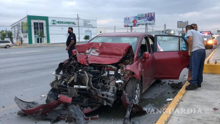 Dormita Al Volante Y Provoca Accidente En Ramos Arizpe No Hay Heridos