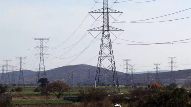 Estados de toda la República Mexicana reportan crisis eléctrica tras operaciones en el Sistema Interconectado Nacional. El Centro Nacional de Control de Energía llegó a declarar Estado de Emergencia.