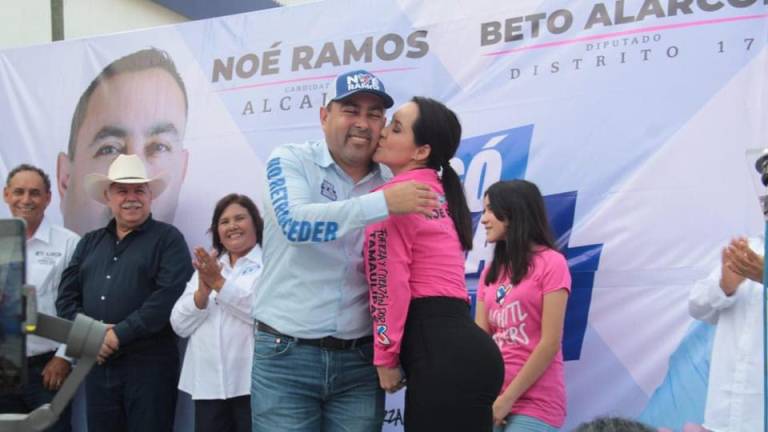 Sheyla Palacios, esposa de Noé Ramos Ferretiz el candidato a la alcaldía de Ciudad El Mante asesinado el pasado 19 de abril, será la candidata por la coalición “Fuerza y Corazón por Tamaulipas”.