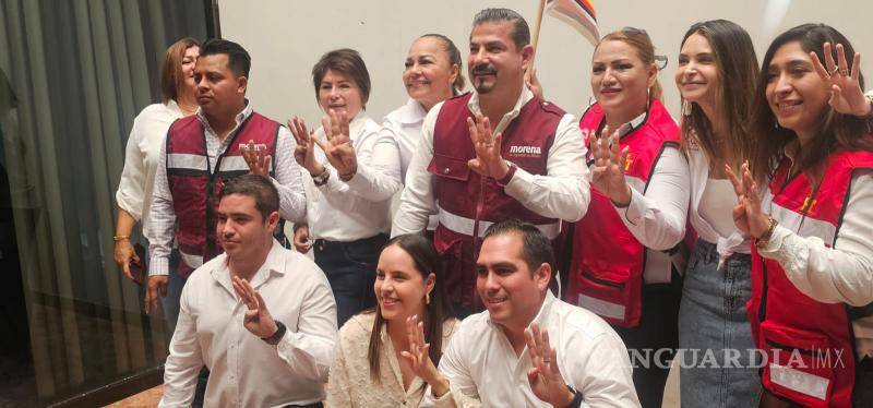 $!El candidato y su equipo presentan una planilla diversa para el próximo cabildo de Torreón, con representantes de diferentes sectores.