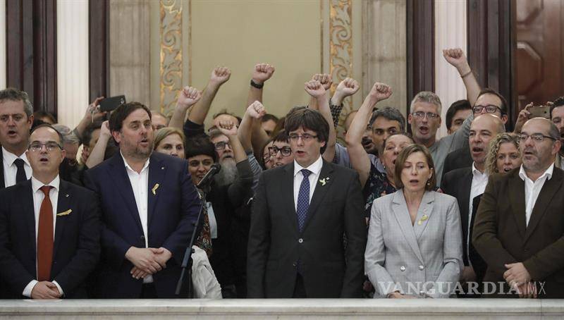 $!Parlament aprueba la resolución para declarar la independencia de Cataluña