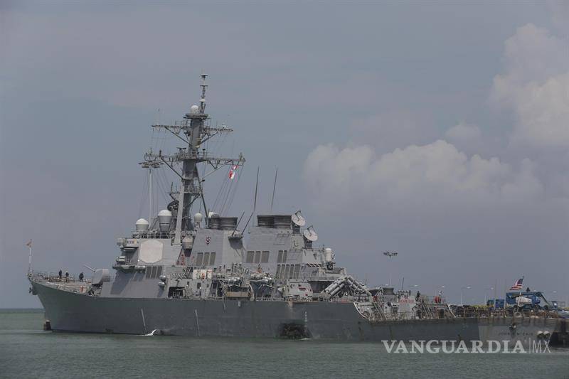 $!Colisión del USS McCain en aguas de Singapur deja 5 Heridos y 10 desaparecidos