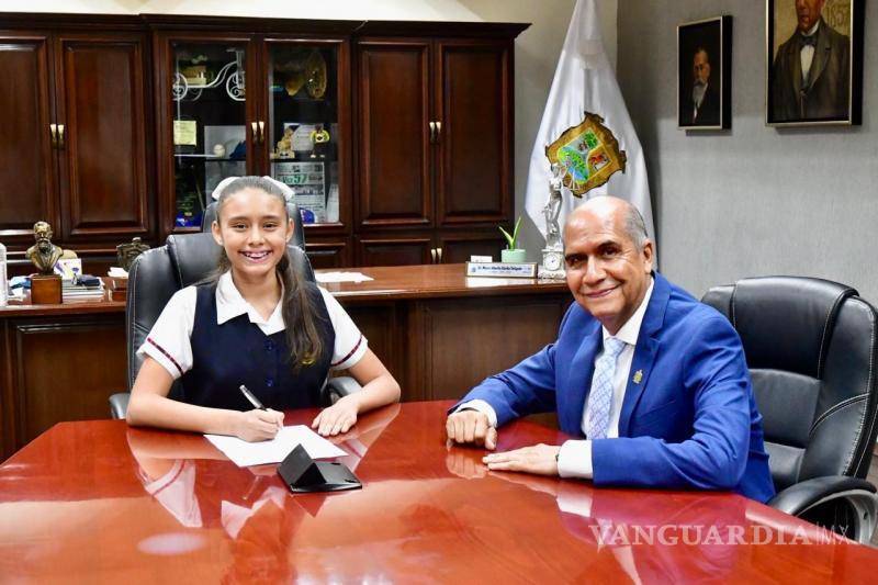 $!La alcaldesa infantil, Sofía Arisbe Martínez Martínez, expresó su agradecimiento por la oportunidad de participar en la gestión municipal por un día.