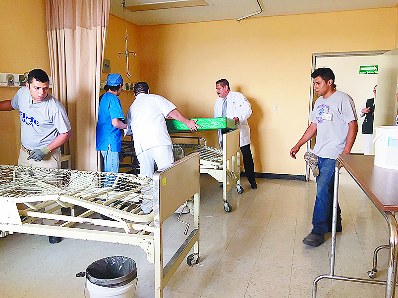 $!Hace crisis la falta de camas en clínicas del IMSS en Saltillo