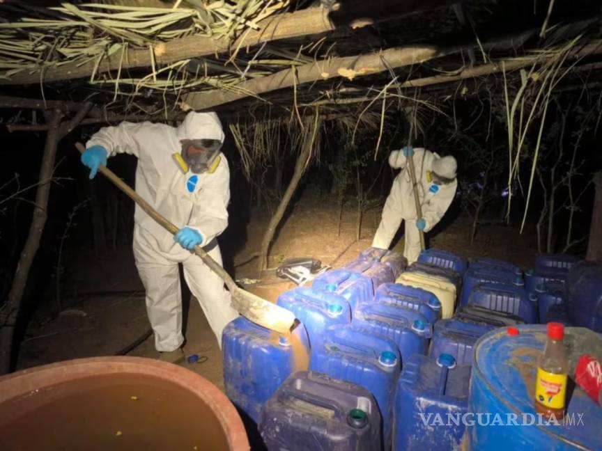 $!Destruyen 8 laboratorios de metanfetaminas en Sinaloa