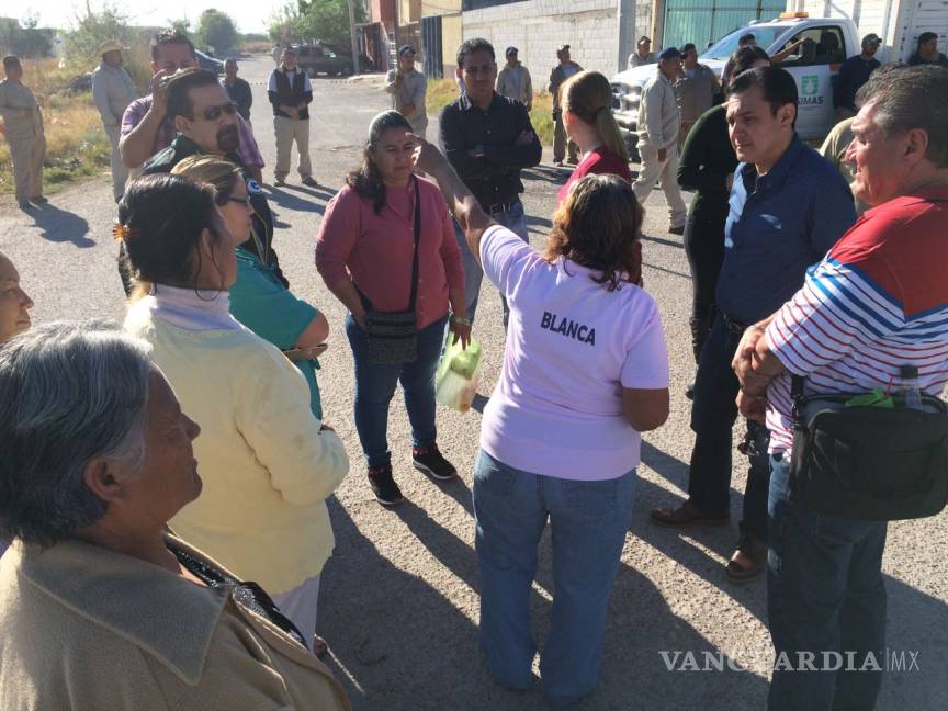 $!Realiza Simas limpieza de redes en colonias del sur oriente de Torreón