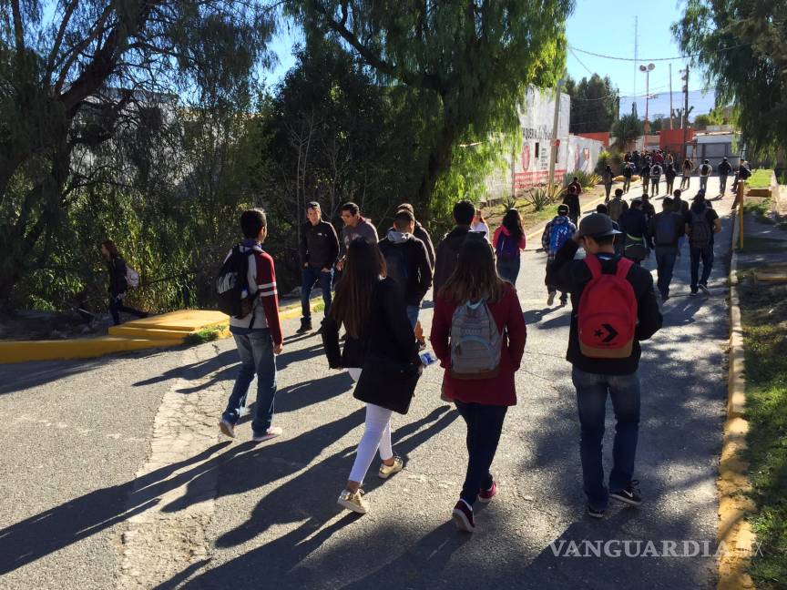 $!Resguardan universidades de Saltillo ante amenazas de ataque a los alumnos