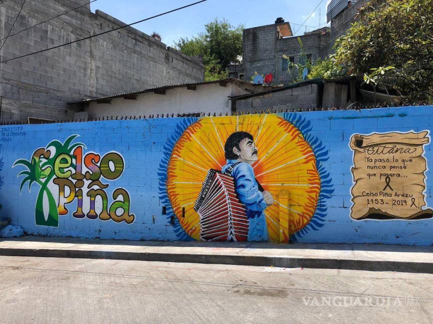 $!En las bardas de la colonia Independencia hay murales en honor a Celso Piña.