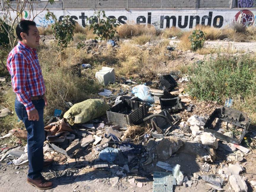$!Simas Torreón realiza en colonias labores de limpieza en redes