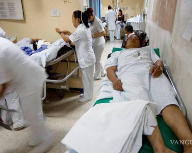 Pacientes enfrentan dificultades para acceder a tratamientos médicos en hospitales de Coahuila.