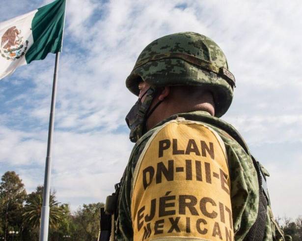 Juan Carlos Montero, profesor e investigador del Tec de Monterrey enfocado en temas de seguridad pública, expresa que la inacción del gobierno federal pone en una situación de vulnerabilidad al Ejército.
