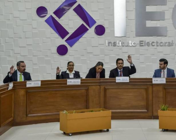 Existe un protocolo que se estableció por las autoridades electorales, tanto por el INE como el IEC, y cada dos semanas las autoridades electorales participan en la mesa de seguridad.
