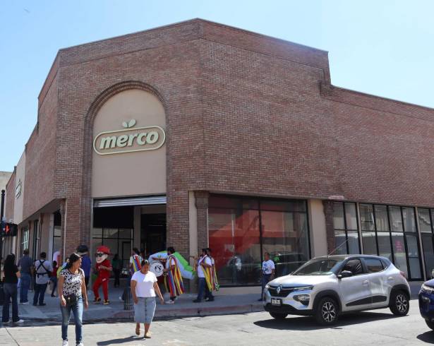 La nueva sucursal de Merco fue galardonada a nivel nacional e internacional por su diseño innovador, atrayendo la atención de los clientes desde su apertura.