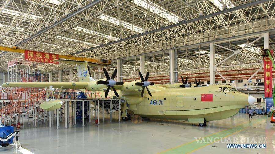$!China presenta al AG600, el avión anfibio más grande del mundo