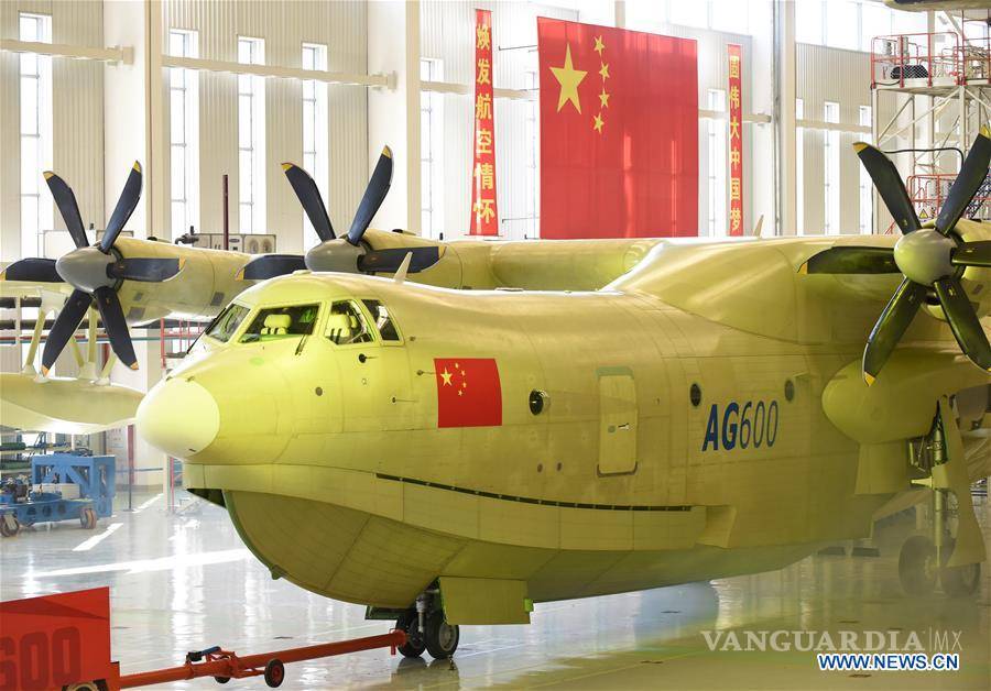 $!China presenta al AG600, el avión anfibio más grande del mundo