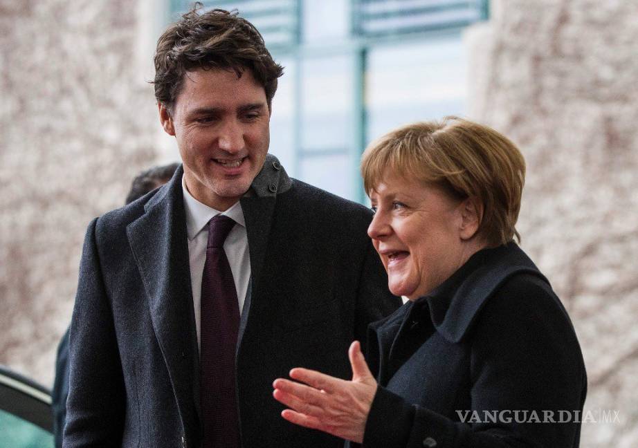 $!Con guiño para Trump, Merkel y Trudeau defienden el CETA