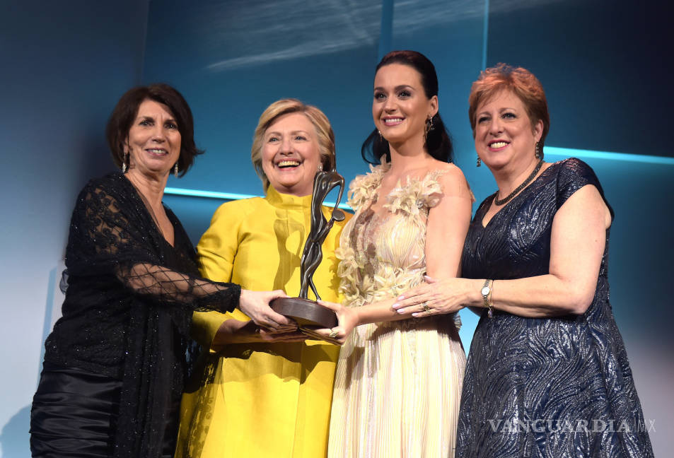 $!UNICEF premia a Katy Perry