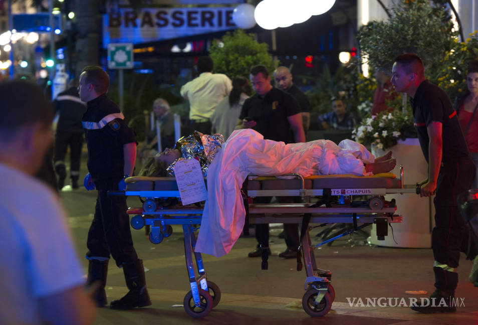 $!Francia pasa del júbilo… al terror con nuevo atentado
