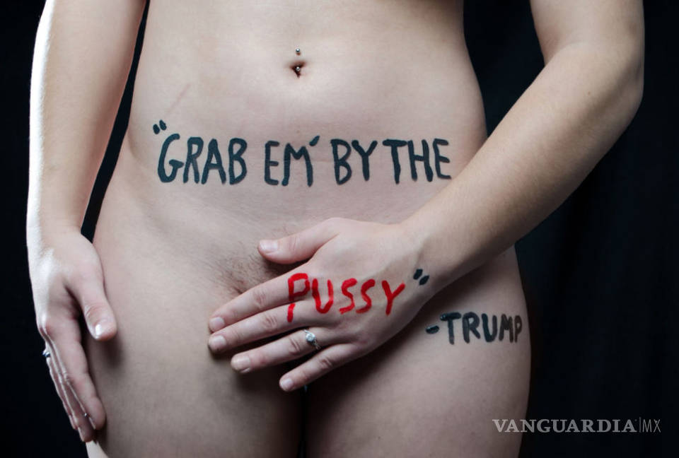 $!Frases sexistas de Trump plasmadas en cuerpos de mujeres (Fotos)