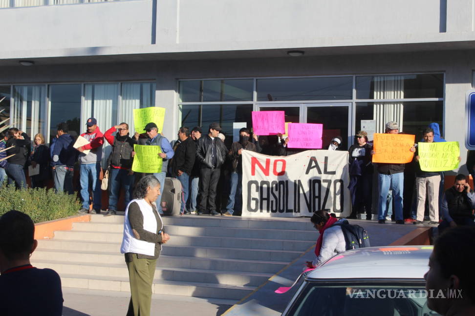 $!Toman Recaudación de Rentas en Torreón por gasolinazo