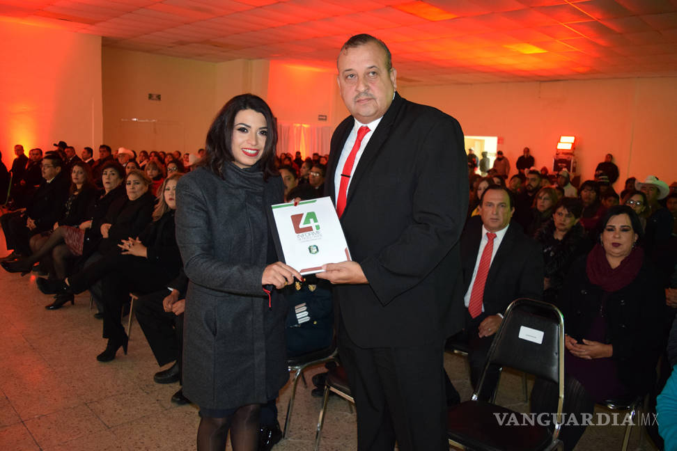 $!Destaca alcaldesa progreso y desarrollo en el municipio de Nava durante el cuarto informe