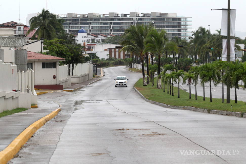 $!Jalisco reporta saldo blanco preliminar tras paso de Patricia; En Colima hay árboles caídos e inundaciones