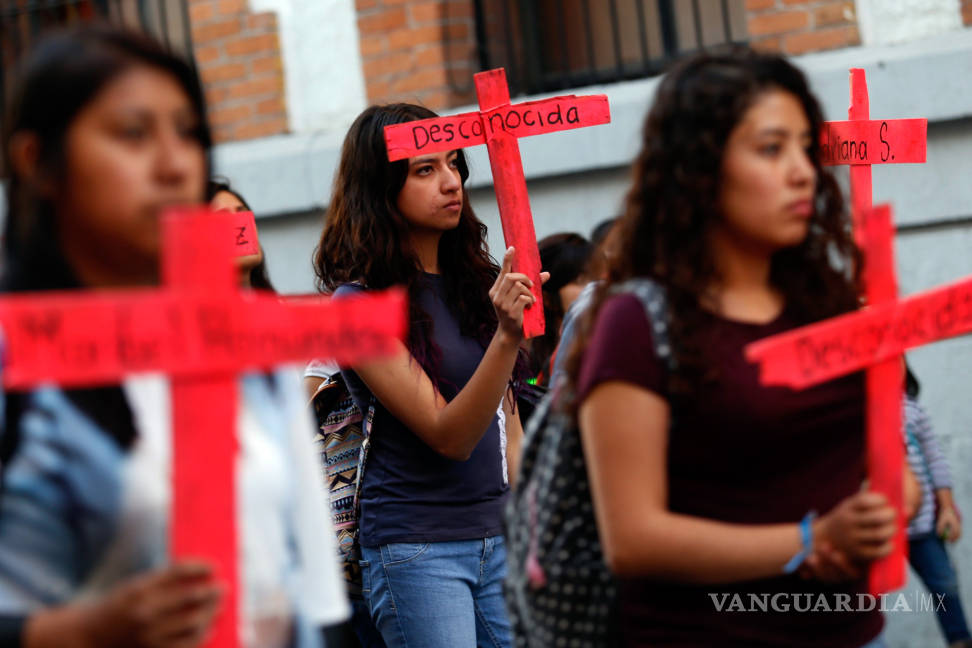 $!Las armas con las que miles de jóvenes se matan en México se rentan sin problema: Investigador del Colmex