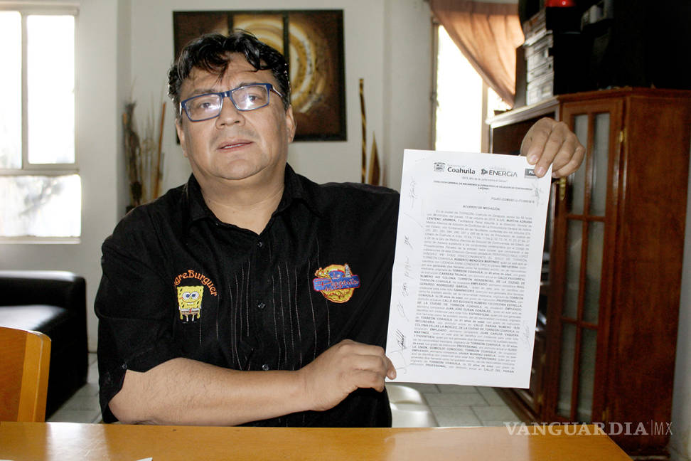 $!Ex trabajador de Torreón denuncia a ex servidores municipales de robo y agresiones