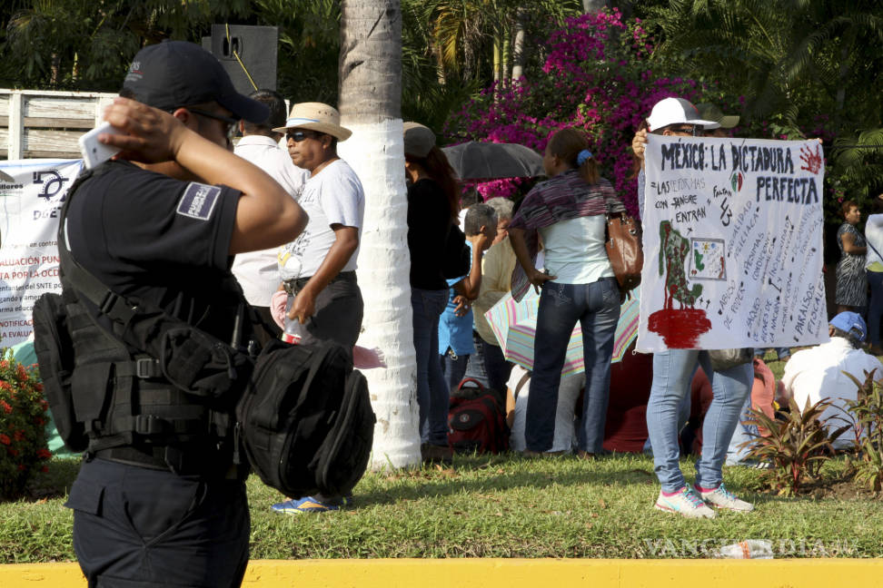 $!Operativos no detienen violencia en Acapulco