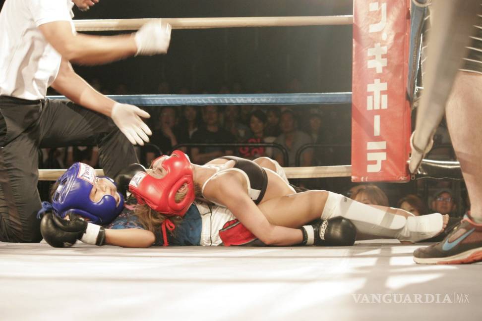 $!Niña de 12 años venció a mujer de 24 en la MMA de Japón