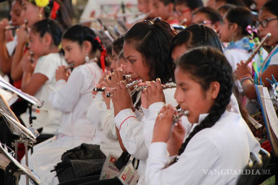 $!Ofrecen exitoso concierto niños indígenas