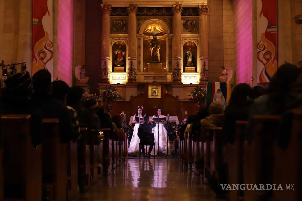 $!Mozart y Pergolesi fueron interpretados en la Catedral de Santiago.