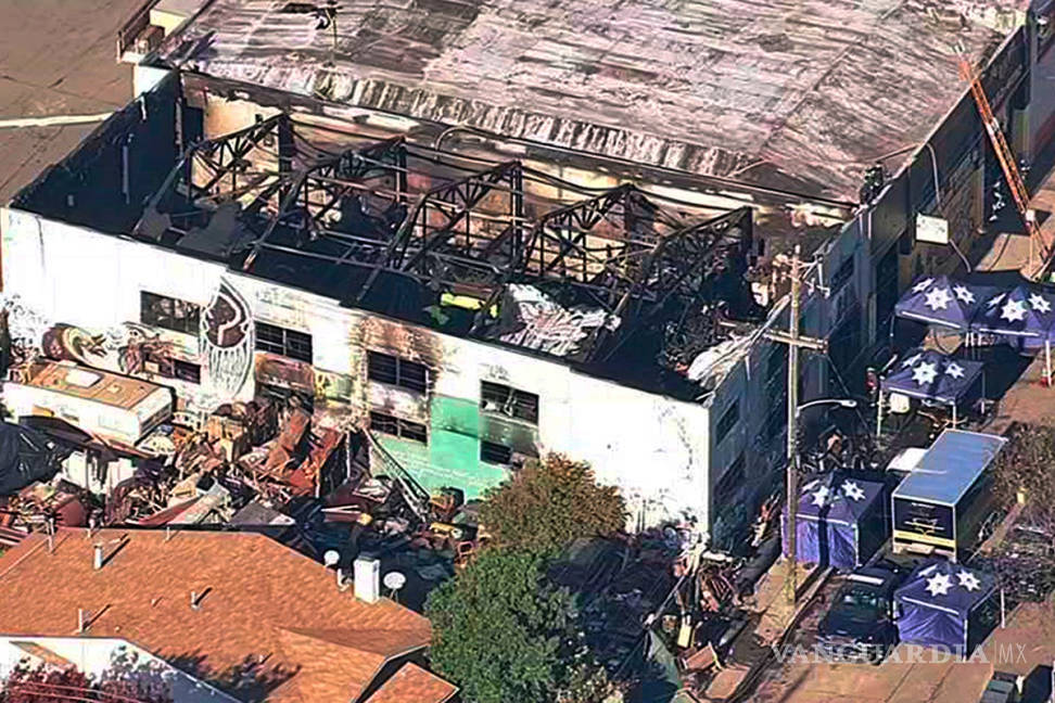 $!Incendio en 'antro' improvisado de Oakland se cobra 33 muertos