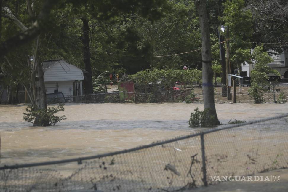 $!La crecida del río San Jacinto originó severas inundaciones en áreas aledañas a Houston.