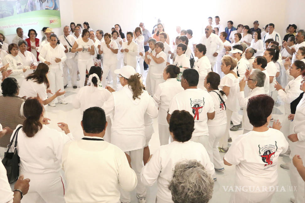 $!Adultos del DIF Torreón se recargan de energía con la llegada el equinoccio