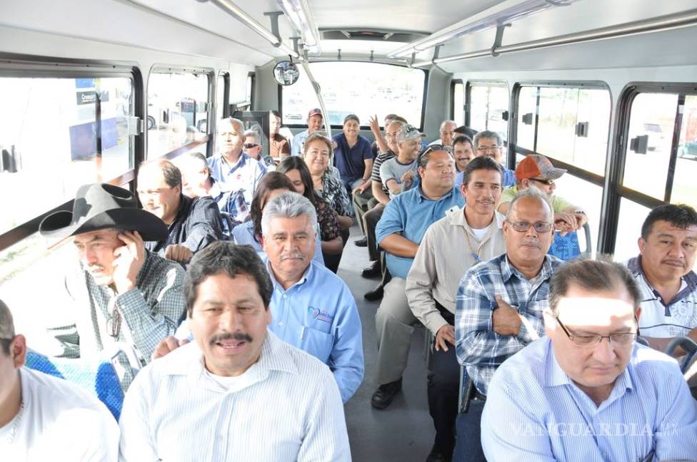 $!Ofrecen créditos para nuevas unidades de transporte en Monclova