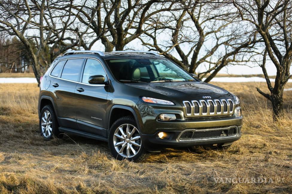 $!FCA revisará 100 mil Jeep Cherokee, por problemas en la transmisión