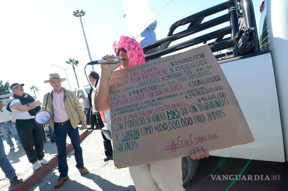 $!Saltillenses participan en nueva moviliazción en protesta contra gasolinazo