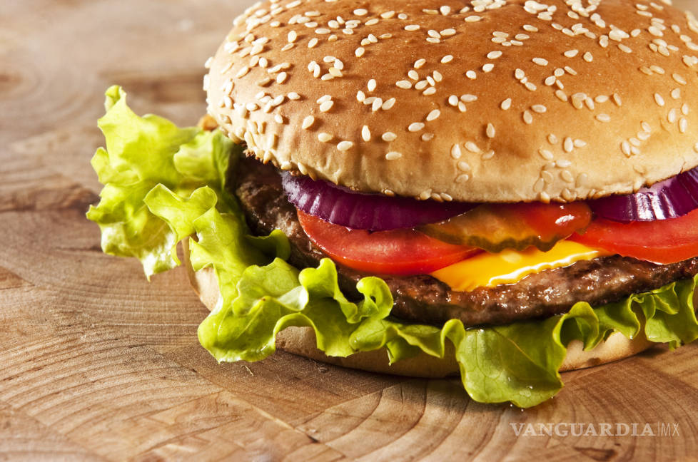 $!¿Ya casi sales a comer? Trata de evitar estos 10 alimentos de 'fast food'
