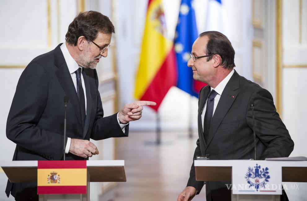 $!Rajoy saluda a Hollande pero no hablan de Daésh ni prevén hacerlo en París