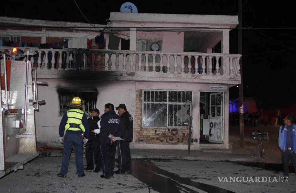 $!Por celos, hombre lanza bombas molotov a la casa de su ex pareja en Saltillo