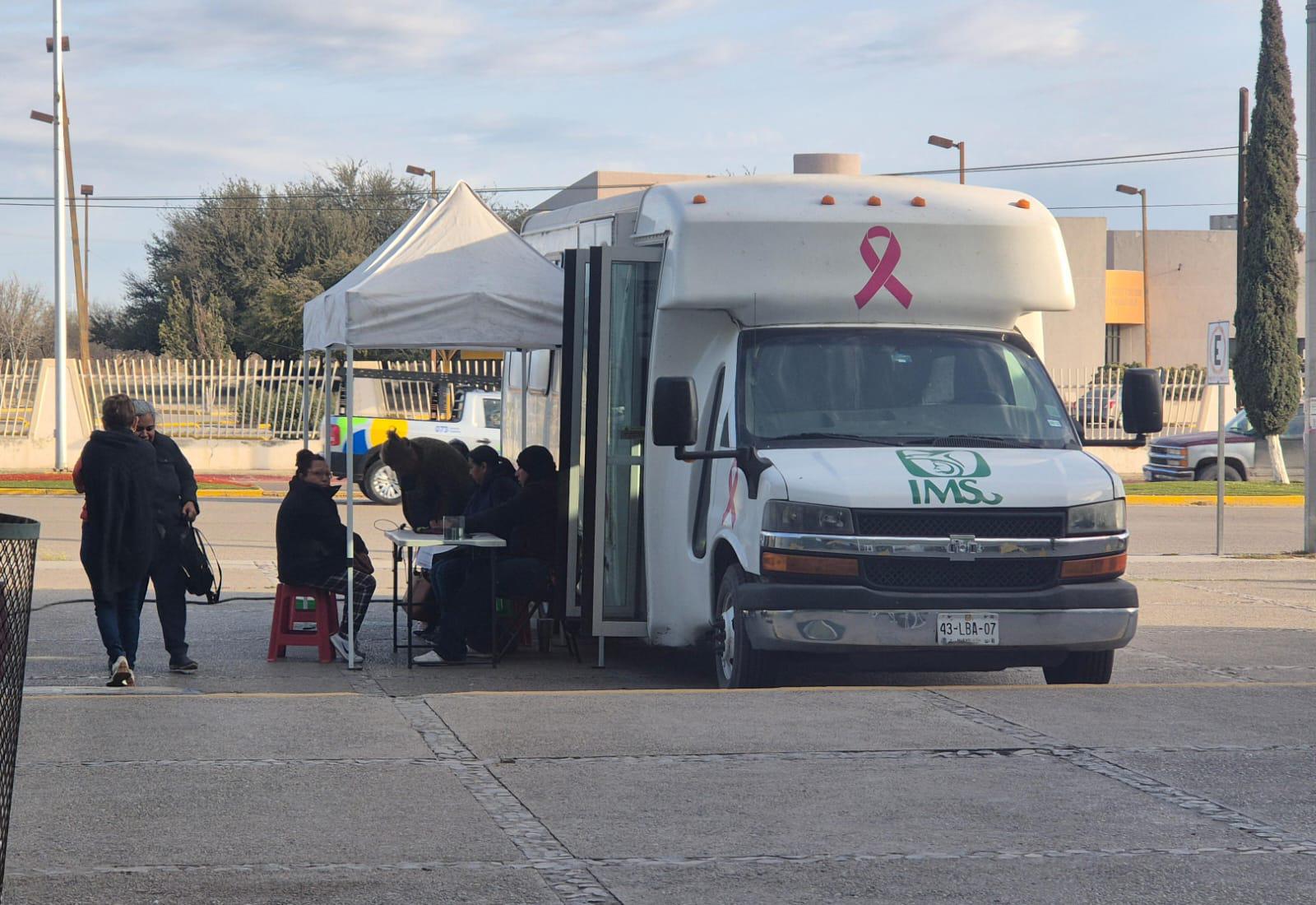 Refuerza IMSS Coahuila detección de cáncer de mama con mastógrafos móviles en abril