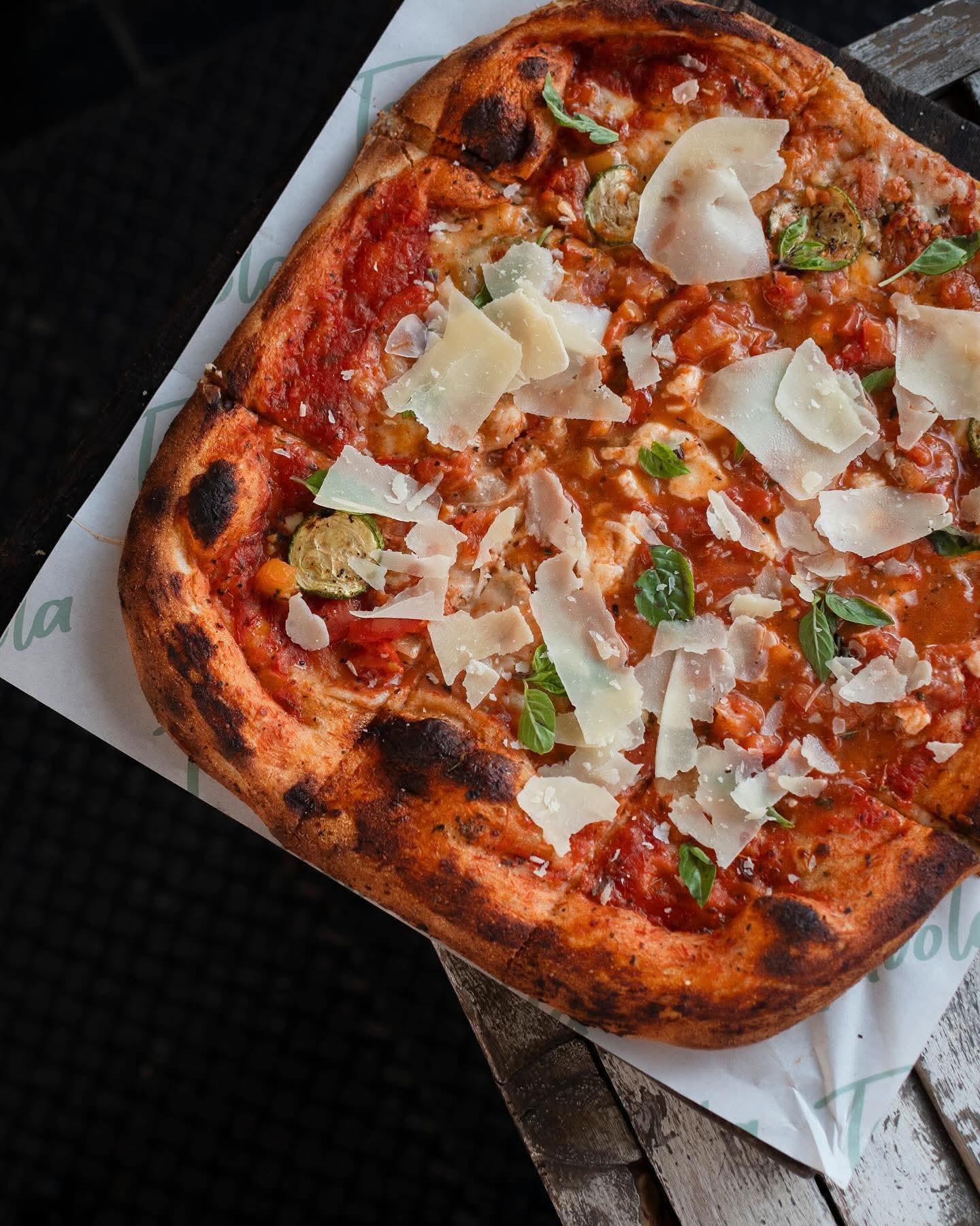 Távola y el mediterráneo