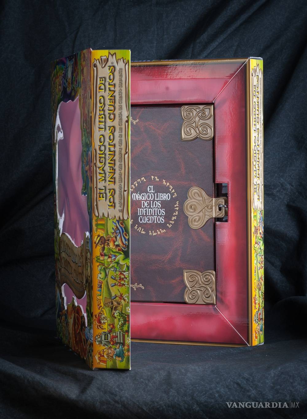 $!“El Mágico Libro de los Infinitos Cuentos”, el libro infinito