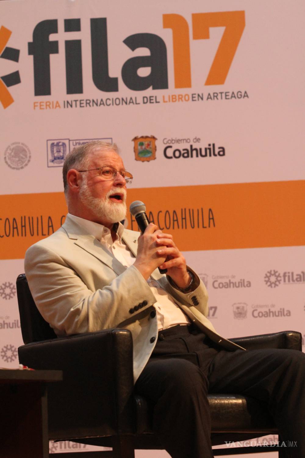 $!Alberto Manguel: Leer es conversar con los muertos