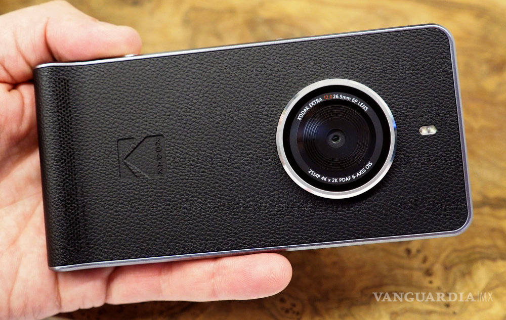 $!Kodak lanza un teléfono inteligente, Ektra