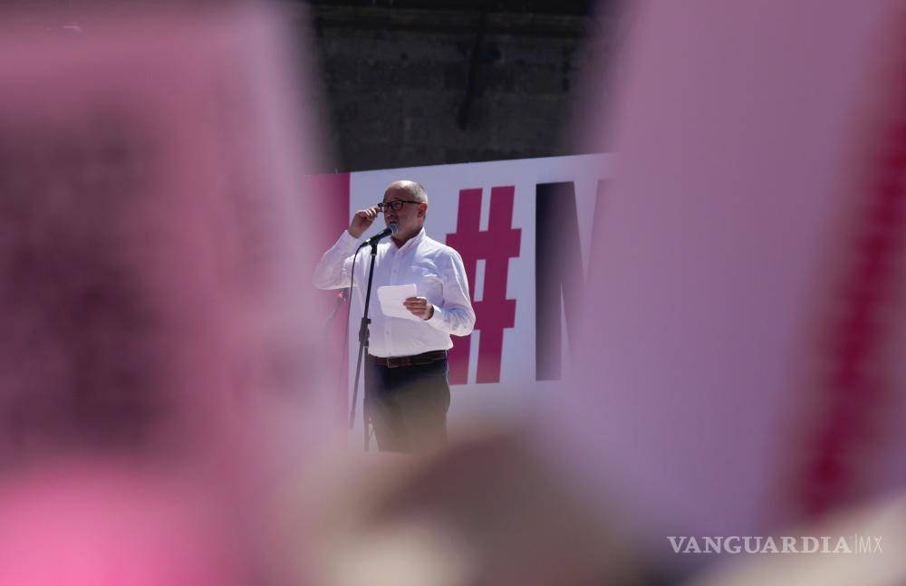 Así toman las calles y plazas miles de mexicanos para defender al INE (Fotos)