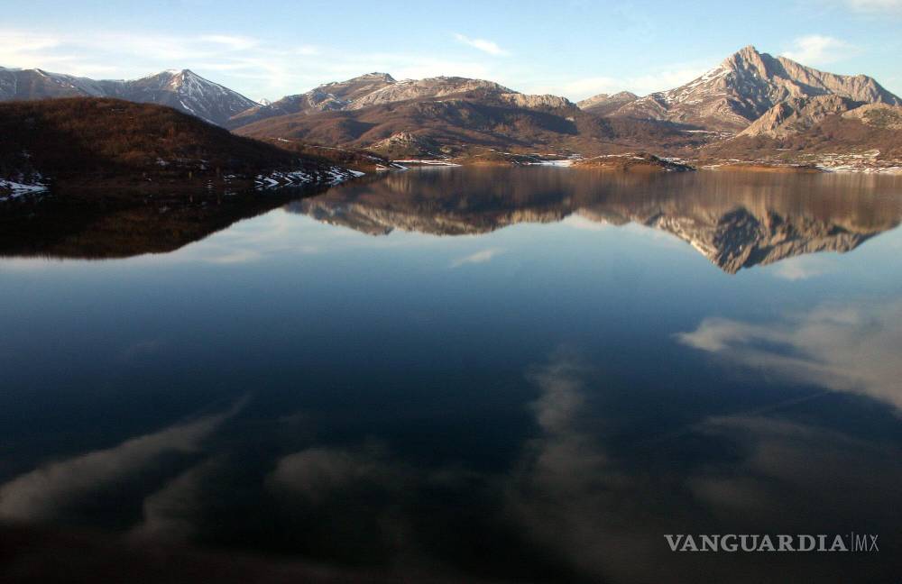 $!Imagen el Pantano del Porma donde el español Juan Benet situó Región, escenario de su novela Herrumbrosas lanzas”.