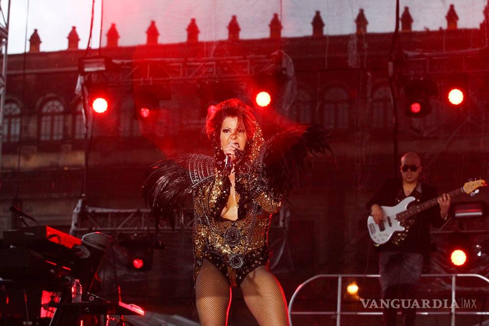 $!La Guzmán solo se hizo "retoques estéticos": cirujano plástico