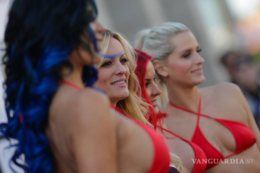 $!Stormy Daniels, acusadora de Trump, estrena show erótico en Alemania